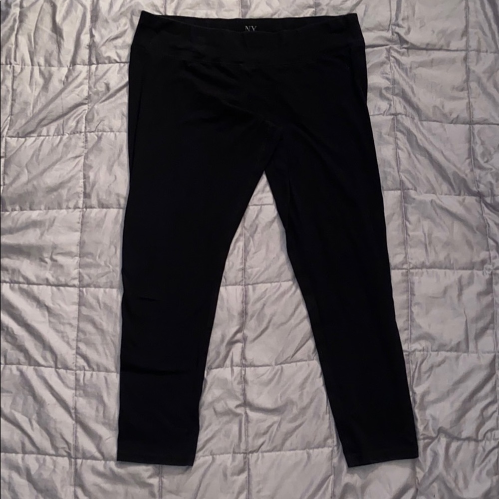 Black Capri Leghings